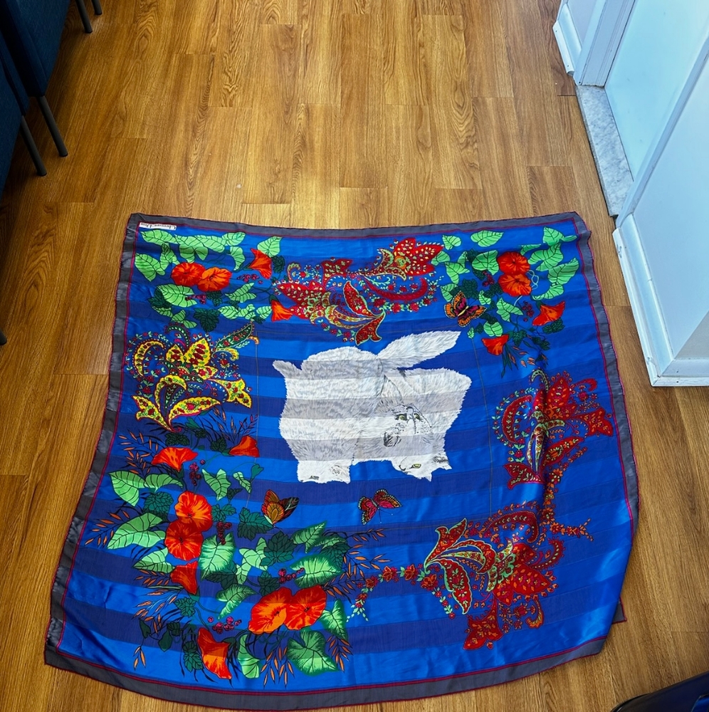 Rare hugh Christian Dior 100% burn out silk 54"×54" XL - Picture 6 of 6
